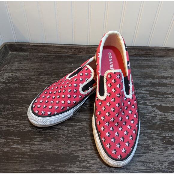 Converse Women's Pink/Navy/White Stars Print Slip on Shoe Size 9 - Picture 1 of 5